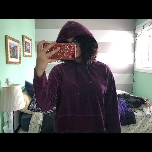 Calvin Klein Cropped Sweater - Picture 2 of 3